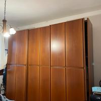 Camera da letto in legno noce nazionale