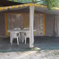 Tendalino e cucinotto per roulotte