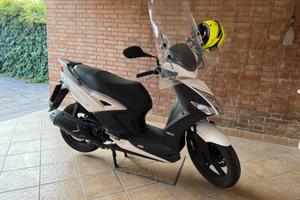 Kymco Agility 150 16+ con 8000 km