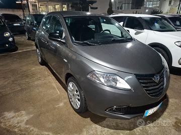 ypsilon 1.2 benz N.B non accetto off.
