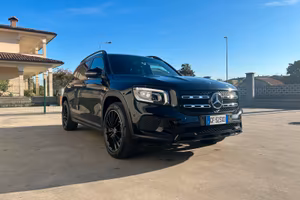 MERCEDES BENZ GLD 200 D SUV FAMIGLIA EURO 6D