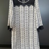 Vestito nero grigio e bianco