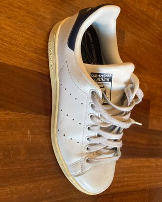 Stan smith