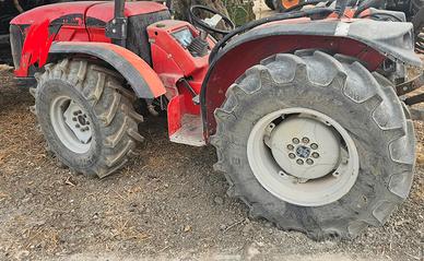 Trattore frutteto carraro