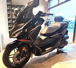 Honda Forza 350 Deluxe 2026