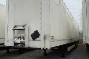 0623 SEMIRIMORCHIO BOX KRONE 2011