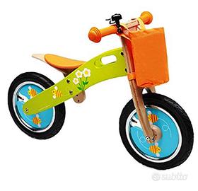 Bici in legno senza pedali