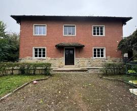 Villa a Podenzano (PC)