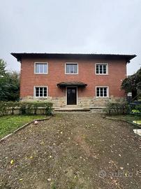 Villa a Podenzano (PC)