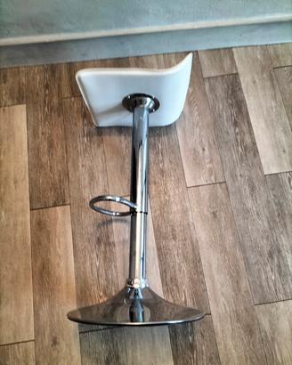 sgabello girevole con alzata pneumatica