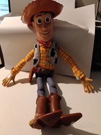 Personaggio Woody Toy Story4 parlante in Italiano 