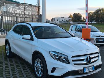 MERCEDES GLA SPORT 180 CDI AUTOMATICO DUE PROPIETA