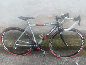 Bici da corsa marca OLMO