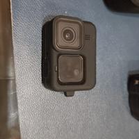 GoPro HERO10 Black con cover, lenti e scheda 256GB
