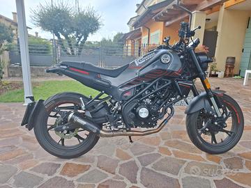 Benelli Leoncino 125