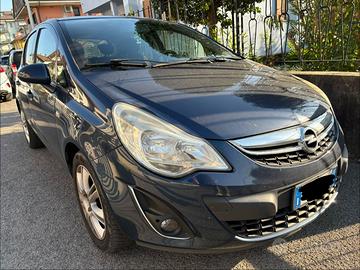 Opel Corsa 2012 - 130.000 km