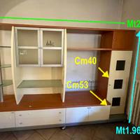 Mobile salotto con vetrina parete attrezzata