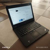 ThinkPad Lenovo Windows 11 touchscreen ssd