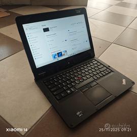 ThinkPad Lenovo Windows 11 touchscreen ssd