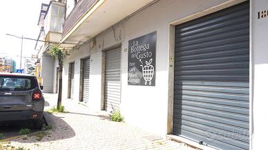 NEGOZIO A BATTIPAGLIA