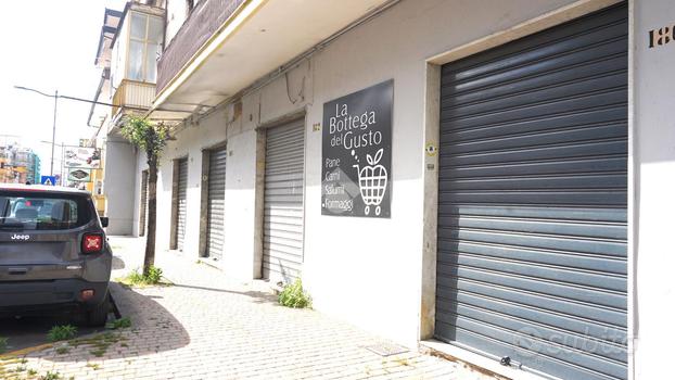 NEGOZIO A BATTIPAGLIA