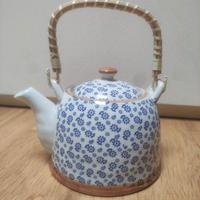 Teiera in ceramica stile orientale