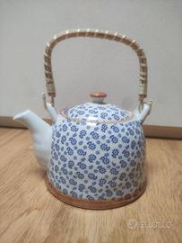 Teiera in ceramica stile orientale