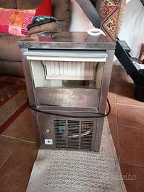 macchina del ghiaccio professionale