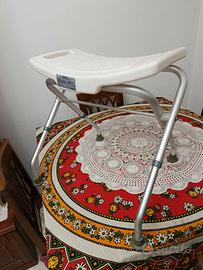 Sedile da doccia pieghevole per anziani