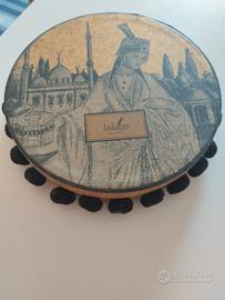 scatola rotonda e cilindrica " Lokum Istanbul"