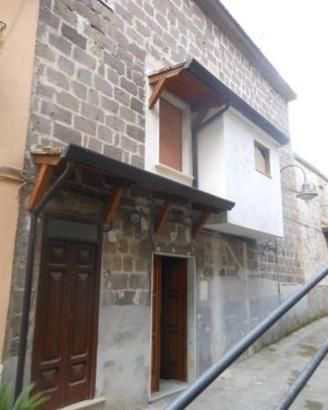 Casa indipendente di 130 m² con 5 locali e box aut
