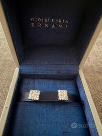 Orecchini a lobo  in oro bianco e diamanti