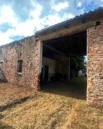RIF L-SG820 Fabbricato per realizzo villa singola