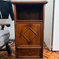 comodino/ mobile da ingresso in legno