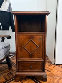 comodino/ mobile da ingresso in legno