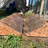 Gradini in marmo rosso