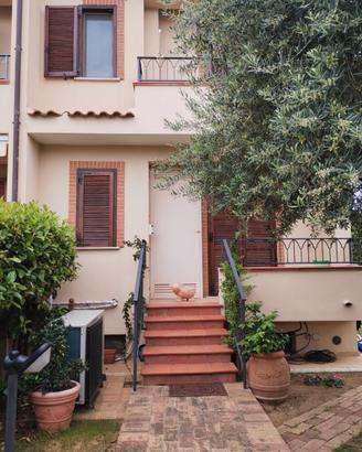 Villetta a schiera - Sperlonga