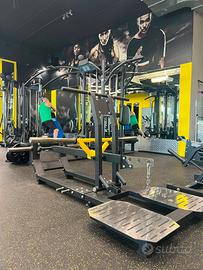 BELT SQUAT caricamento a dischi