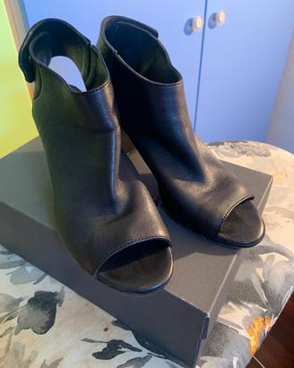 Scarpa donna in pelle e cuoio nera Lemarè n. 37