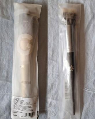 Set 2 Pennelli da Trucco Nuovi (Fiamma + Stippling