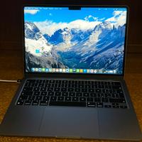 MacBook Air chip M2, (13,6 pollici,16 gb,256 SSD)