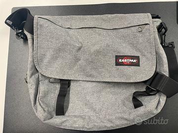 Borsa tracolla Eastpak