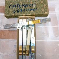 Catenacci verticali da incasso