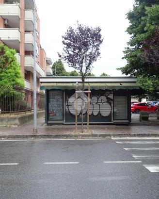 NEGOZIO A VALENZA