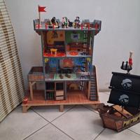 Casa e barca dei pirati quasi nuova