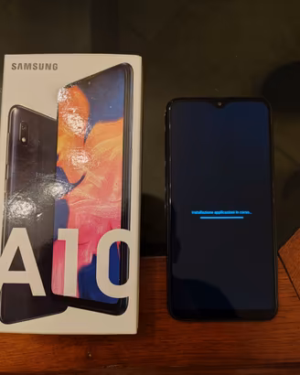 SAMSUNG GALAXY A10