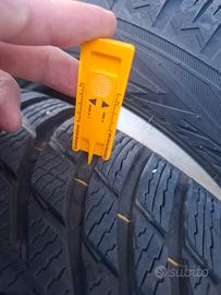 Gomme invernali 235/55 R19 105 V  Dot 2025 
