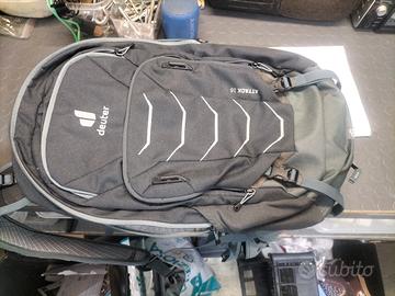 zaino MTB/trekking Deuter Attack 16L