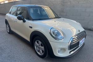 Mini One D 1.5 d 95CV 5PT Business OK NEOPAT. LED/
