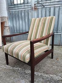 Design vintage modernariato stile svedese poltrona